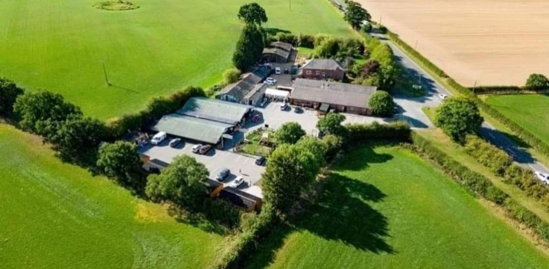 Hopley House Panzió Middlewich Kültér fotó